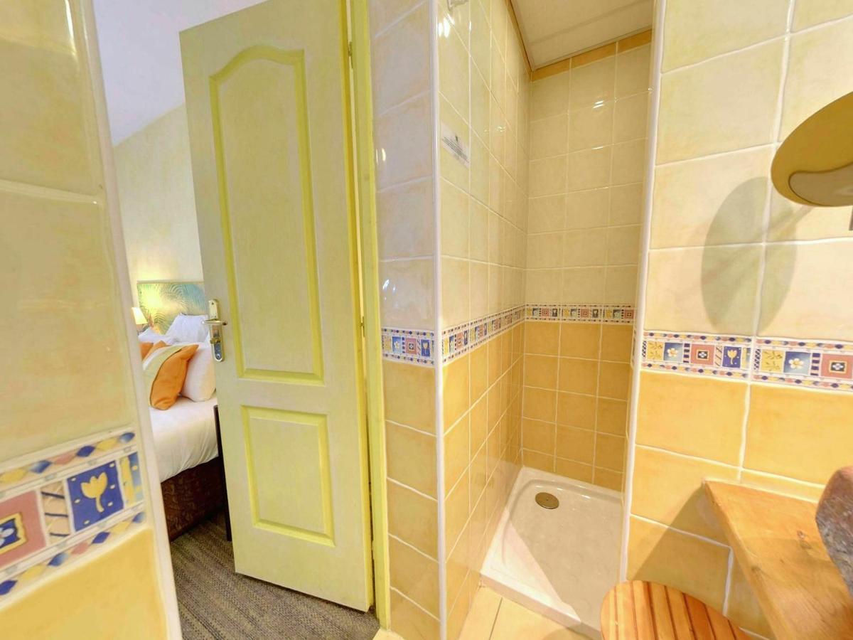 Hotel Du Mas Vinassan Екстериор снимка