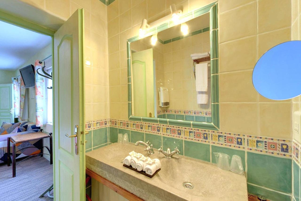 Hotel Du Mas Vinassan Екстериор снимка