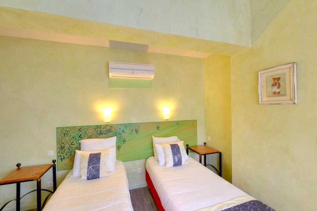 Hotel Du Mas Vinassan Екстериор снимка