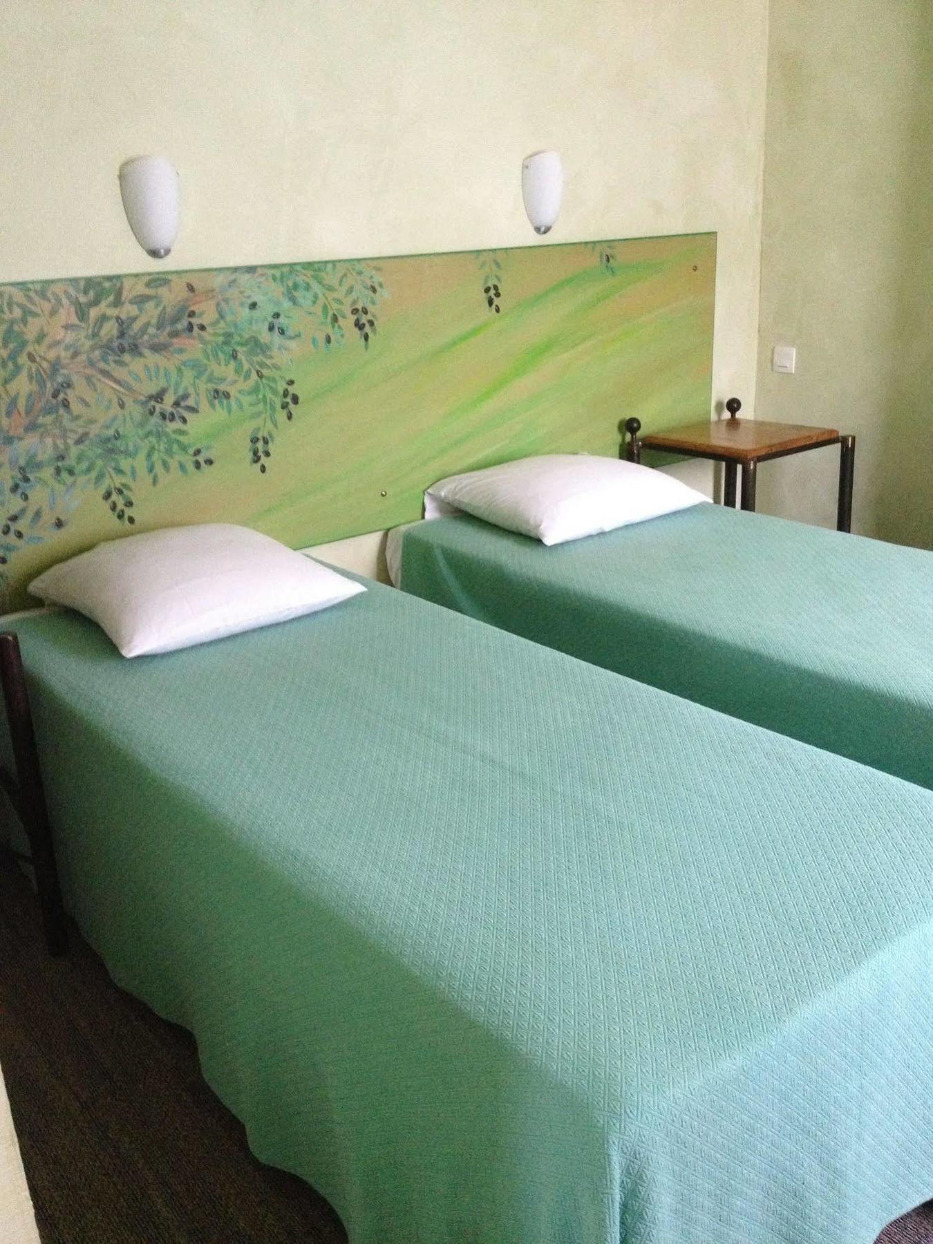 Hotel Du Mas Vinassan Екстериор снимка
